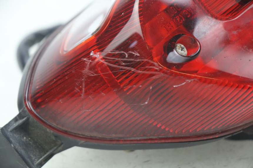 photo de LUZ TRASERA SUZUKI GSX-R GSXR 600 (2001 - 2003) - Recambio usado revisado