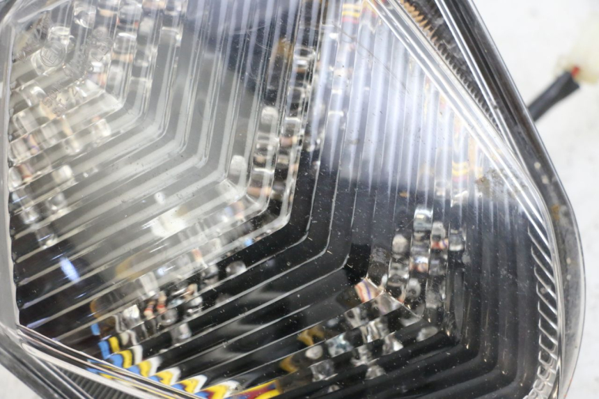 photo de LUZ TRASERA SUZUKI GSXR GSX-R 1000 (2003 - 2004) - Recambio usado revisado