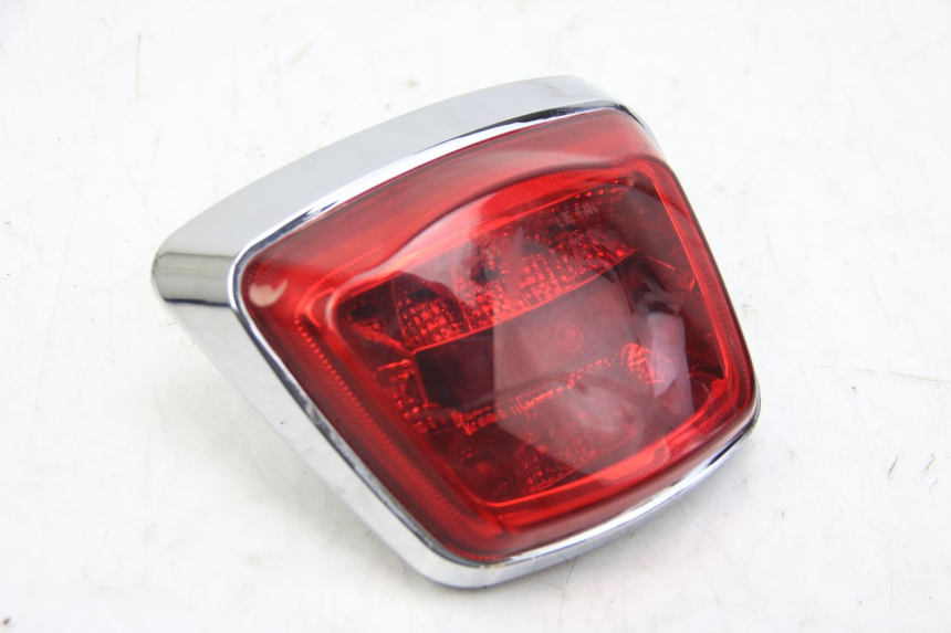 photo de LUZ TRASERA JM MOTORS GT LINE 4T 50 (2021 - 2023) - Vista principal