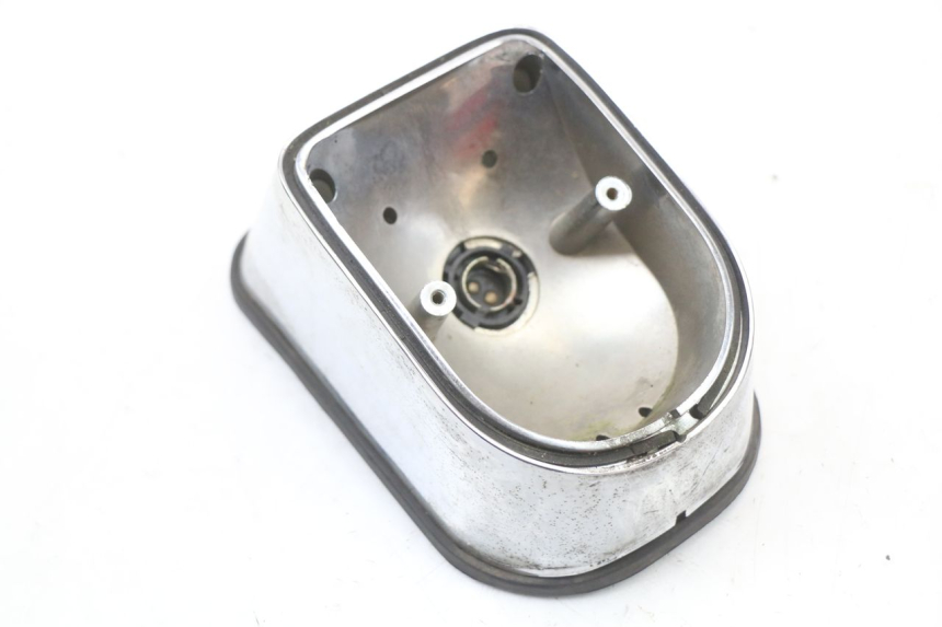 photo de LUZ TRASERA HYOSUNG GV AQUILA 125 (2000 - 2009) - Otra perspectiva