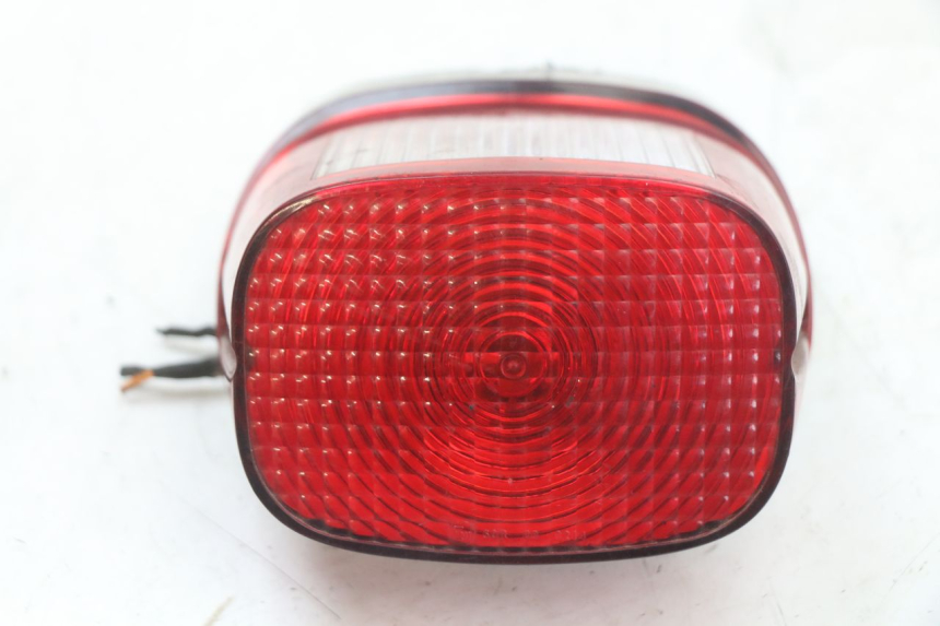 photo de LUZ TRASERA HARLEY DAVIDSON SPORTSTER XL CUSTOM 883 (1999 - 2006) - Detalle de la pieza