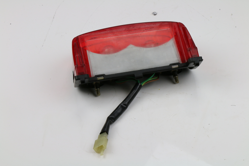photo de LUZ TRASERA HONDA CBR F 600 (1996 - 1998) - Primer plano técnico