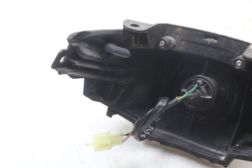photo de LUZ TRASERA HONDA PCX (JF28) 125 (2009 - 2011) - Estado de la superficie y material