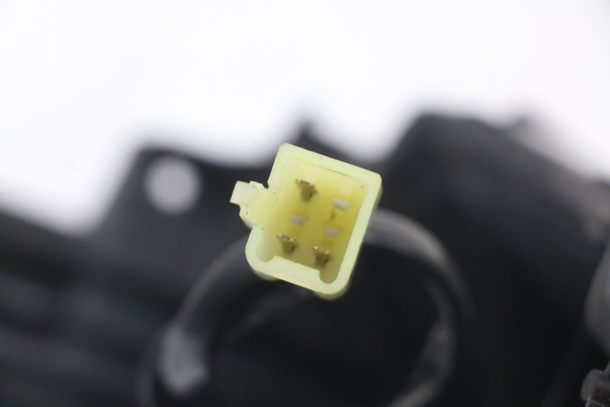 photo de LUZ TRASERA HONDA PCX (JF28) 125 (2009 - 2011) - Marcados y referencias originales