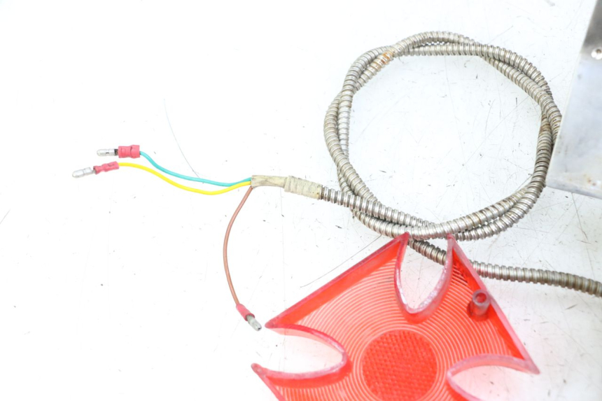 photo de LUZ TRASERA HONDA VT C2 SHADOW 750 (1997 - 2001) - Características distintivas