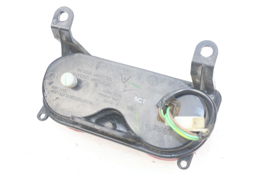 photo de LUZ TRASERA SYM JET EURO X 2T 50 (2003 - 2007) - Detalles de los puntos de fijación