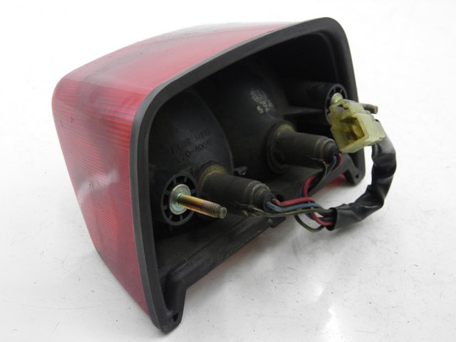 photo de LUZ TRASERA KAWASAKI ZEPHYR 550 (1991 - 1998) - Otra perspectiva