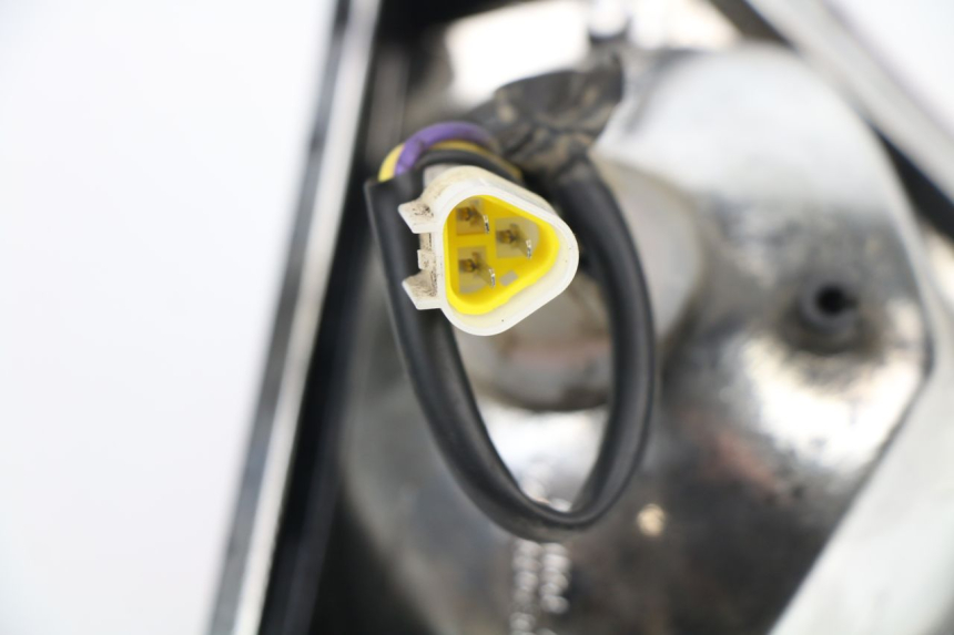 photo de LUZ TRASERA KEEWAY FLASH 2T 50 (2007 - 2011) - Zoom estado de uso