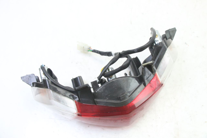 photo de LUZ TRASERA PEUGEOT KISBEE 2T 50 (2018 - 2022) - Primer plano técnico