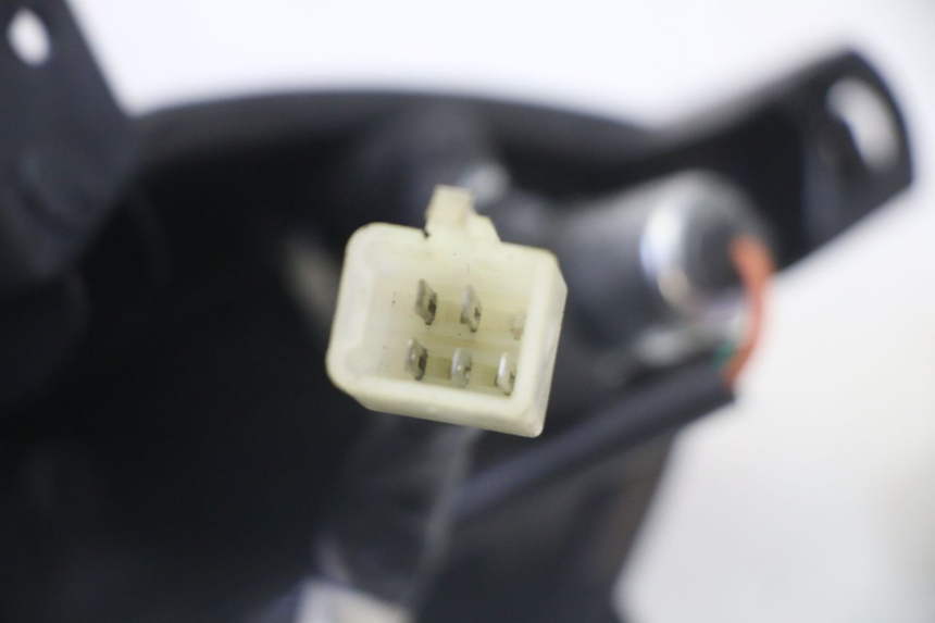 photo de FARO TRASERO PEUGEOT KISBEE 2T 50 (2010 - 2017) - Vista general del producto