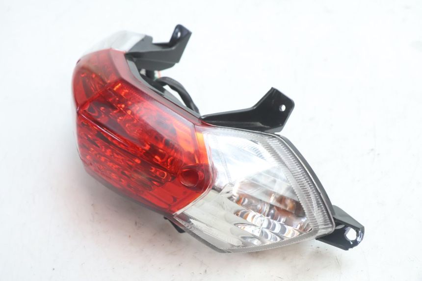 photo de LUZ TRASERA PEUGEOT KISBEE 2T 50 (2018 - 2022) - Zoom estado de uso