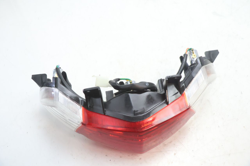 photo de LUZ TRASERA PEUGEOT KISBEE 2T 50 (2018 - 2022) - Vista general del producto