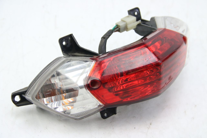 photo de LUZ TRASERA PEUGEOT KISBEE 4T 50 (2010 - 2017) - Vista principal