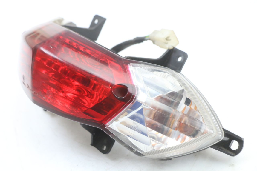 photo de LUZ TRASERA PEUGEOT KISBEE 4T 50 (2010 - 2017) - Zoom estado de uso