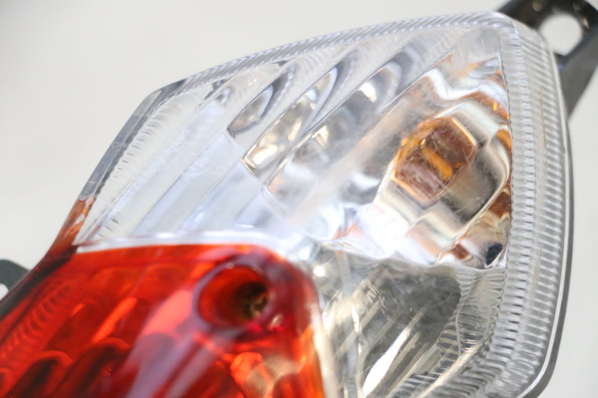 photo de FARO TRASERO PEUGEOT KISBEE 4T 50 (2018 - 2022) - Detalle de la pieza
