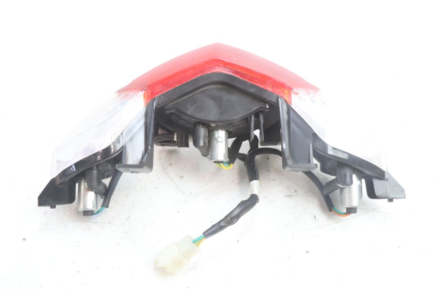 photo de LUZ TRASERA PEUGEOT KISBEE 4T 50 (2010 - 2017) - Primer plano técnico