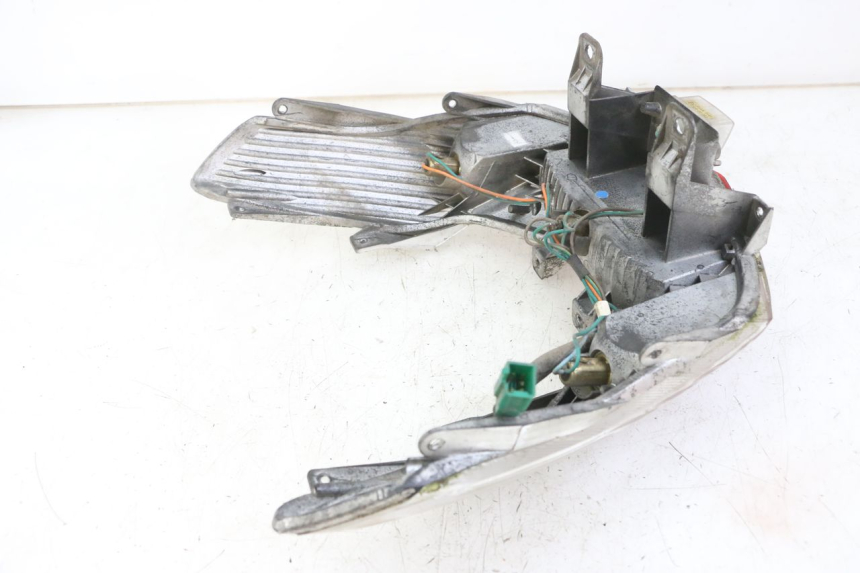 photo de LUZ TRASERA KYMCO DINK 4T 50 (2007 - 2018) - Otra perspectiva