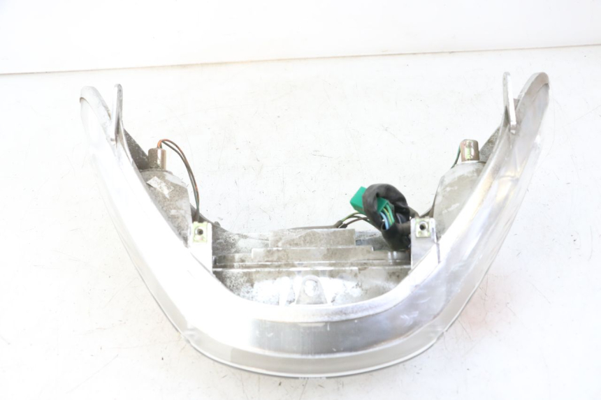 photo de LUZ TRASERA KYMCO XCITING 500 (2007 - 2010) - Estado de la superficie y material