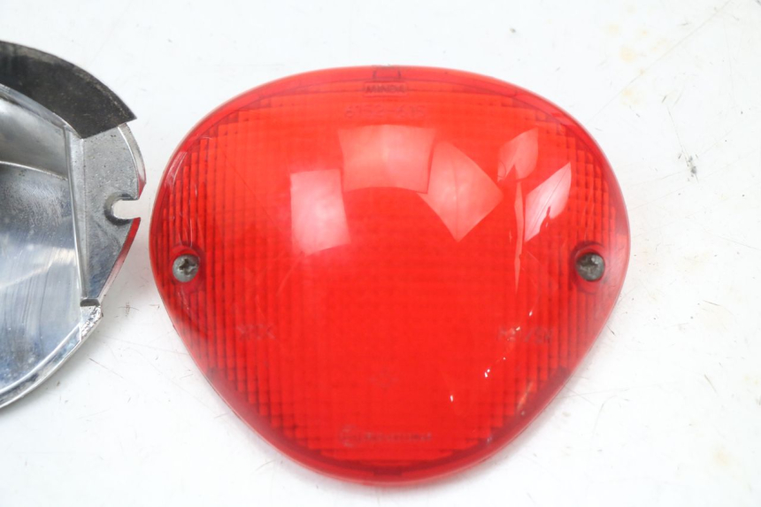 photo de LUZ TRASERA PIAGGIO LIBERTY 4T 50 (2004 - 2008) - Detalles de los puntos de fijación