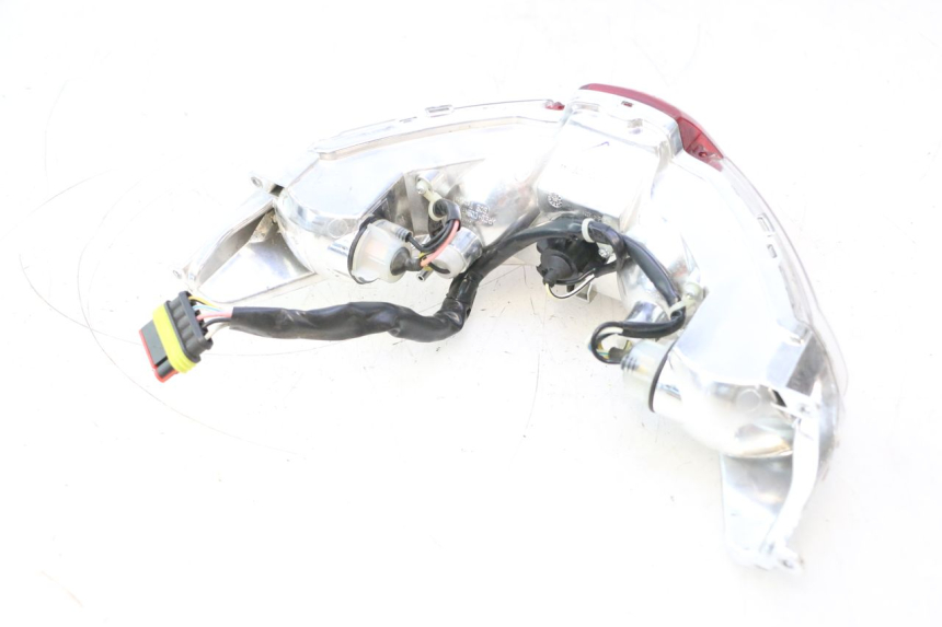 photo de LUZ TRASERA PIAGGIO LIBERTY IGET 4T 50 (2015 - 2020) - Características distintivas