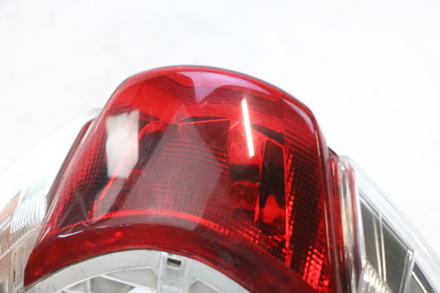 photo de LUZ TRASERA PIAGGIO LIBERTY IGET 4T 50 (2015 - 2020) - Vista general del producto