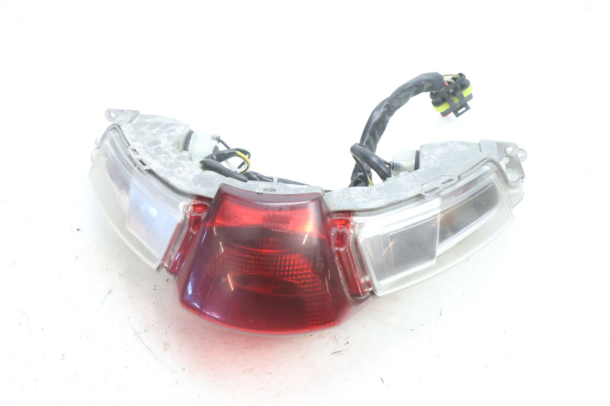 photo de LUZ TRASERA PIAGGIO LIBERTY IGET 4T 50 (2021 - 2025) - Primer plano técnico