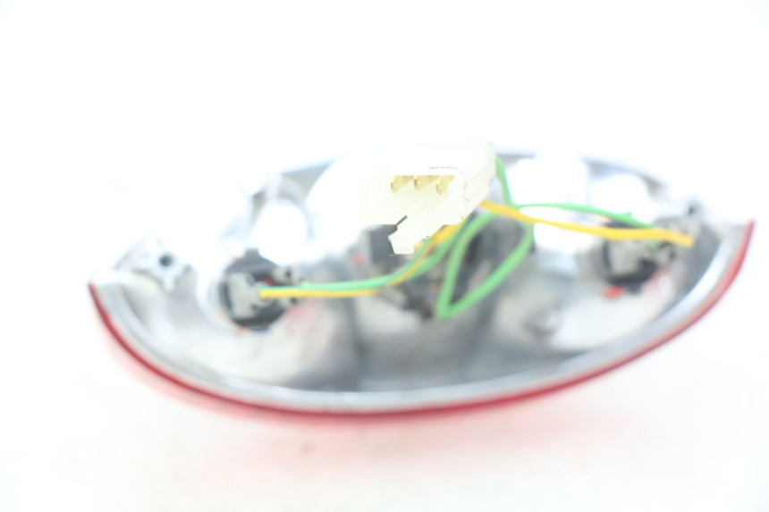 photo de LUZ TRASERA PEUGEOT LUDIX BLASTER 50 (2006 - 2014) - Primer plano técnico
