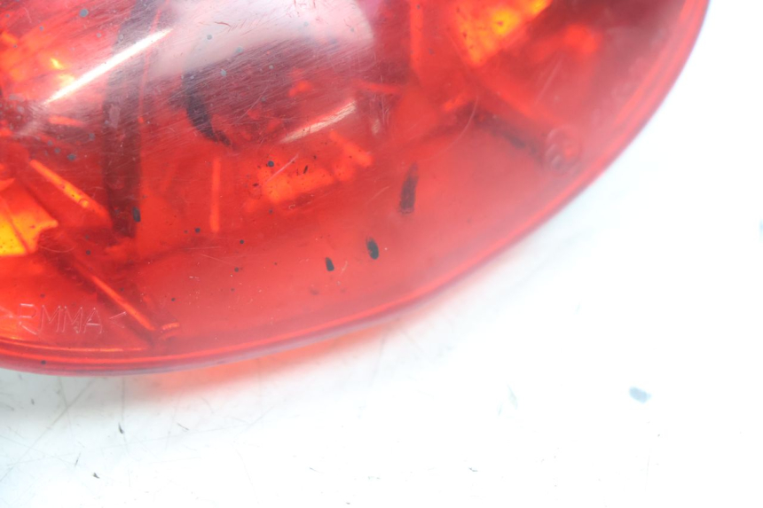 photo de LUZ TRASERA PEUGEOT LUDIX BLASTER 50 (2006 - 2014) - Detalle de la pieza
