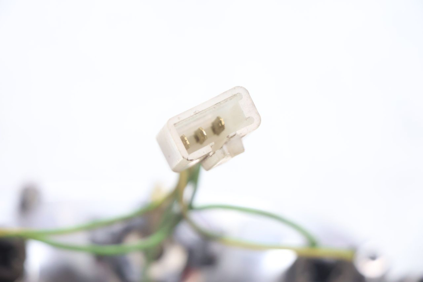 photo de LUZ TRASERA PEUGEOT LUDIX ONE 50 (2004 - 2013) - Primer plano técnico