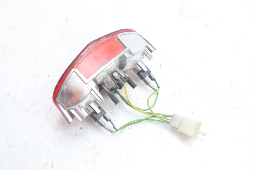photo de LUZ TRASERA PEUGEOT LUDIX PRO 2T 50 (2010 - 2017) - Otra perspectiva
