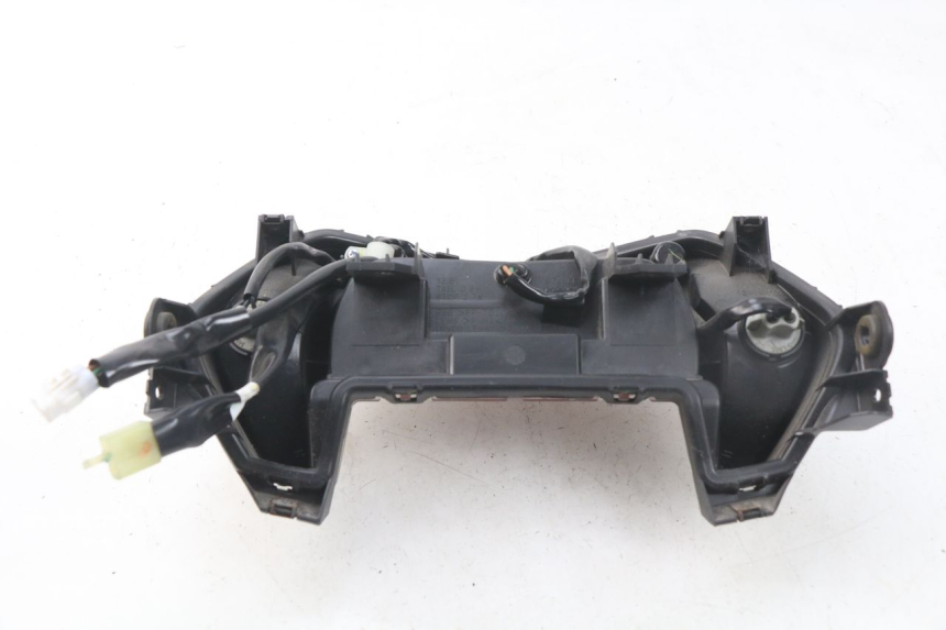 photo de LUZ TRASERA MBK MW TRYPTIK 125 (2017 - 2022) - Primer plano técnico