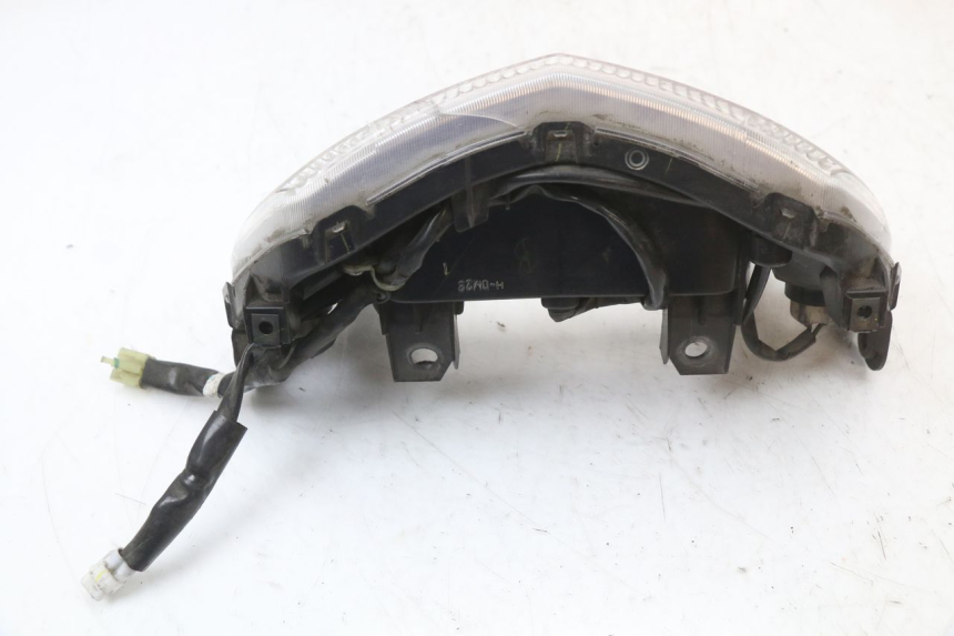 photo de LUZ TRASERA MBK MW TRYPTIK 125 (2014 - 2016) - Primer plano técnico