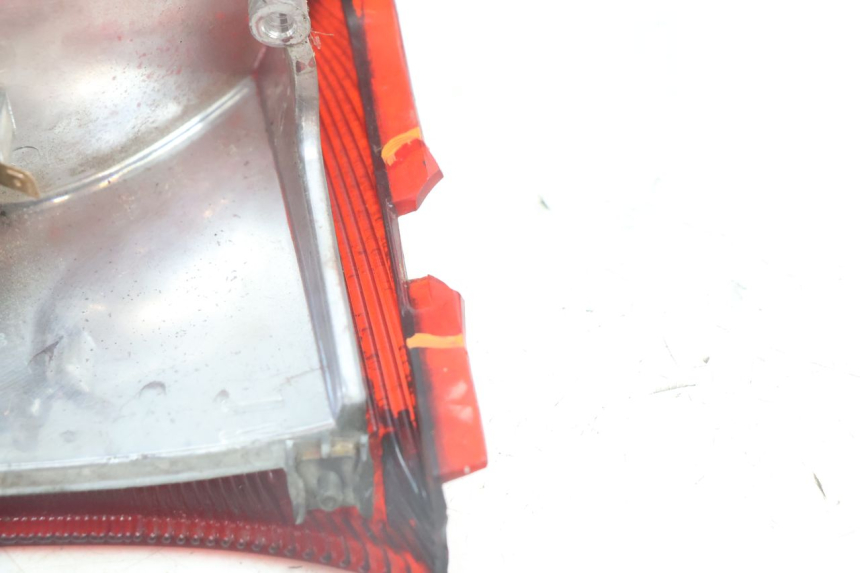 photo de LUZ TRASERA YAMAHA NEO'S NEOS 2T 50 (1998 - 2007) - Otra vista del artículo