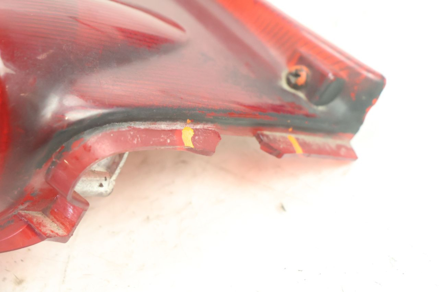 photo de LUZ TRASERA YAMAHA NEO'S NEOS 2T 50 (1998 - 2007) - Detalles de los puntos de fijación