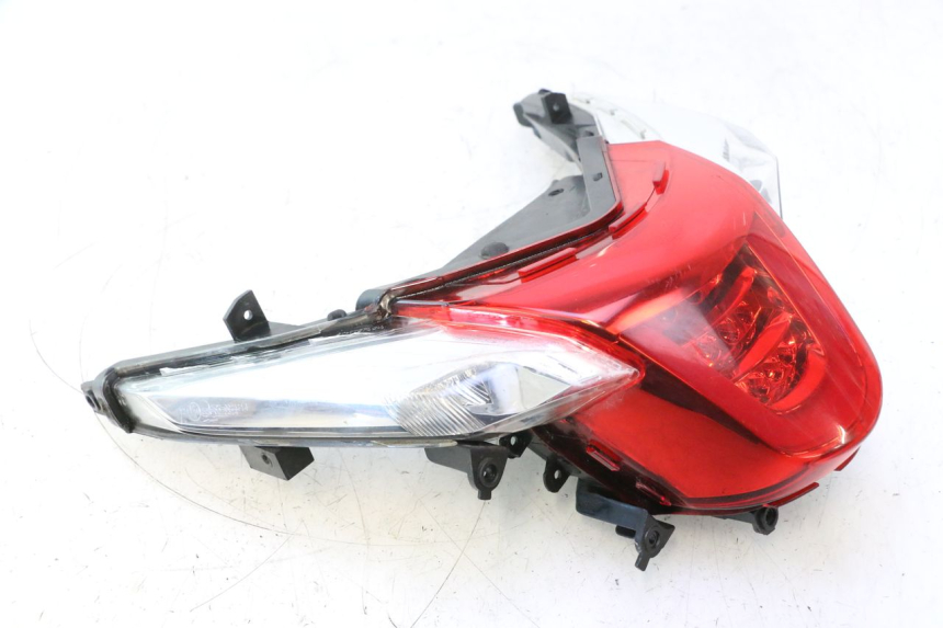 photo de LUZ TRASERA KYMCO LIKE 4T 50 (2019 - 2025) - Otra perspectiva