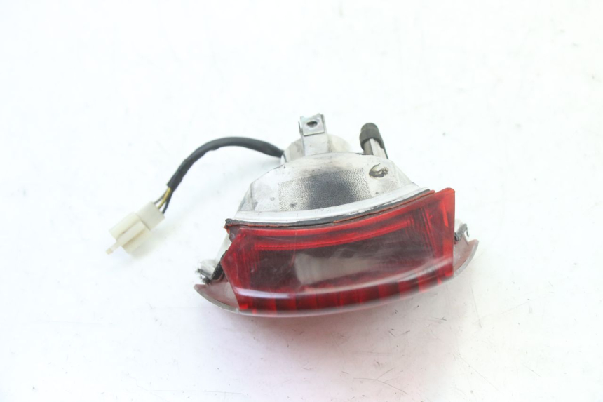 photo de LUZ TRASERA PIAGGIO NEW TYPHOON 50 (2018 - 2021) - Primer plano técnico