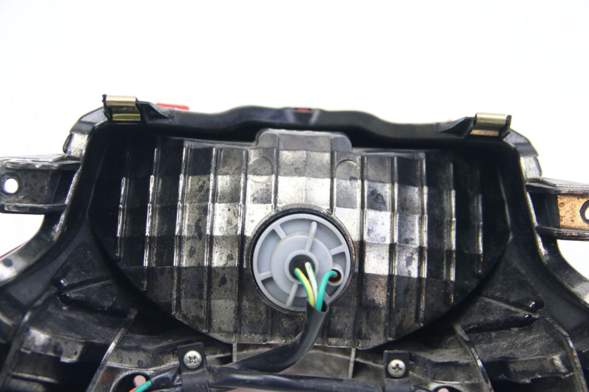 photo de LUZ TRASERA SYM ORBIT III 3 4T 50 (2021 - 2025) - Recambio usado revisado