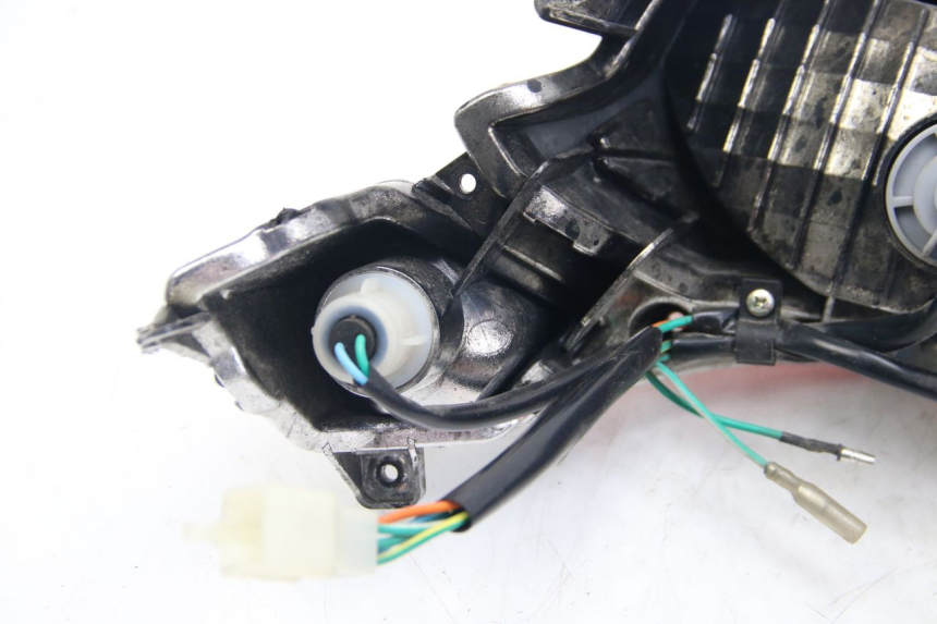 photo de LUZ TRASERA SYM ORBIT III 3 4T 50 (2021 - 2025) - Marcados y referencias originales