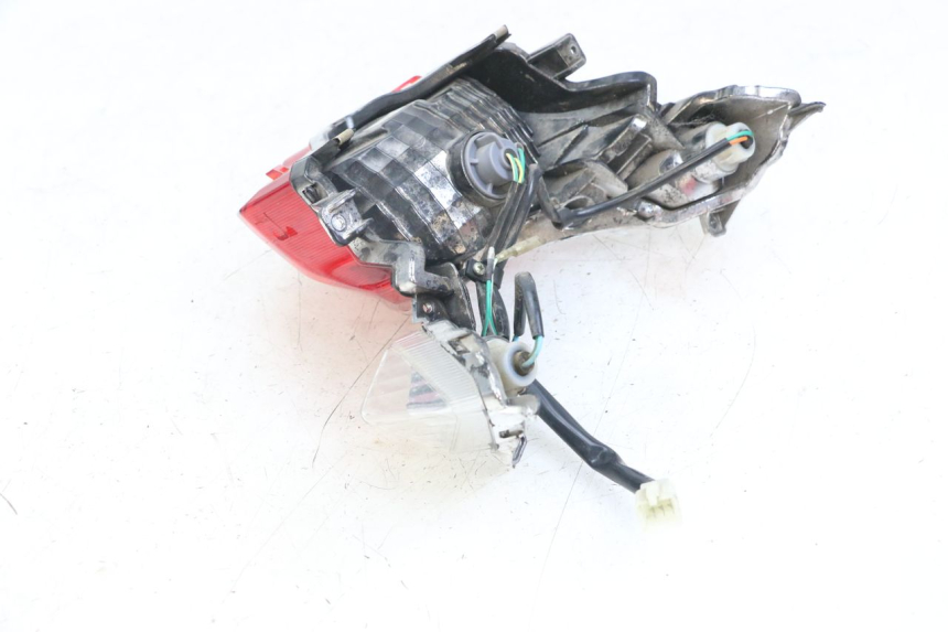 photo de LUZ TRASERA SYM ORBIT III 3 4T 50 (2018 - 2021) - Otra perspectiva