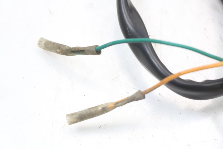 photo de LUZ TRASERA SYM ORBIT 50 (2008 - 2010) - Estado de la superficie y material