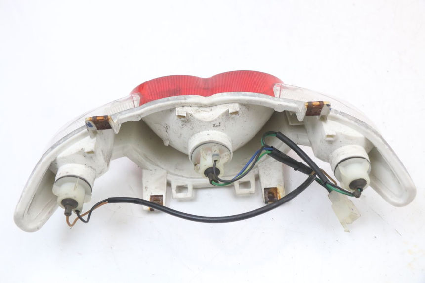 photo de LUZ TRASERA MBK OVETTO ONE 2T 50 (2013 - 2017) - Primer plano técnico