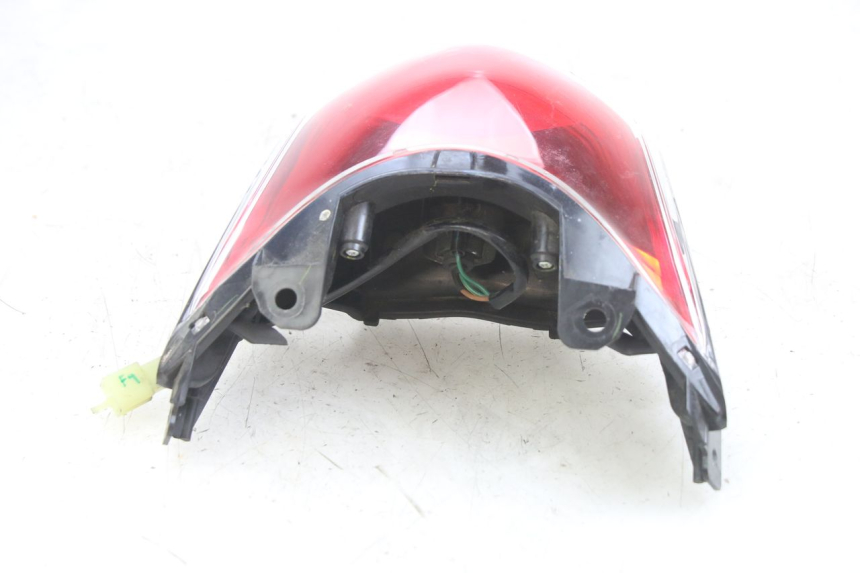 photo de LUZ TRASERA HONDA PCX (JF47) 125 (2012 - 2013) - Otra perspectiva