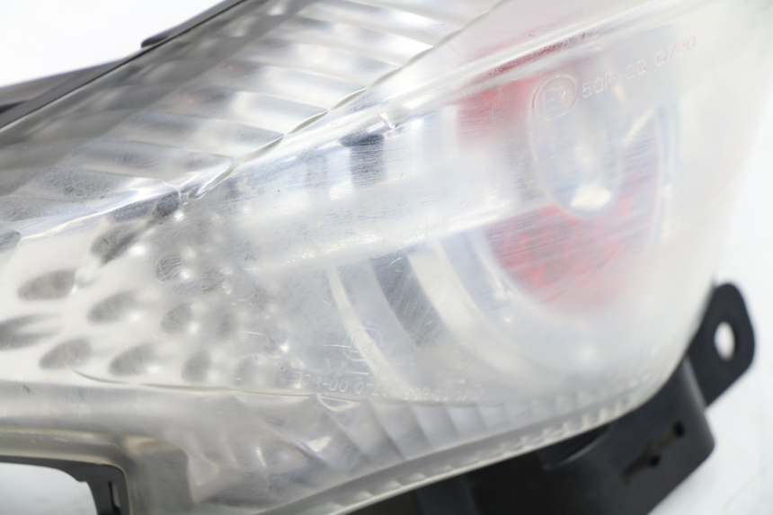 photo de LUZ TRASERA KYMCO PEOPLE S 125 (2000 - 2008) - Otra perspectiva