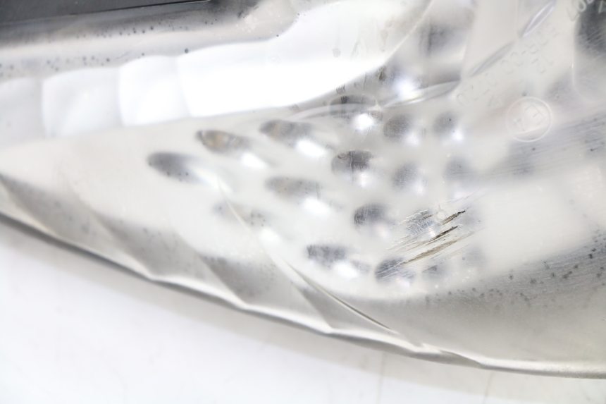 photo de LUZ TRASERA KYMCO PEOPLE S 125 (2000 - 2008) - Otra vista del artículo