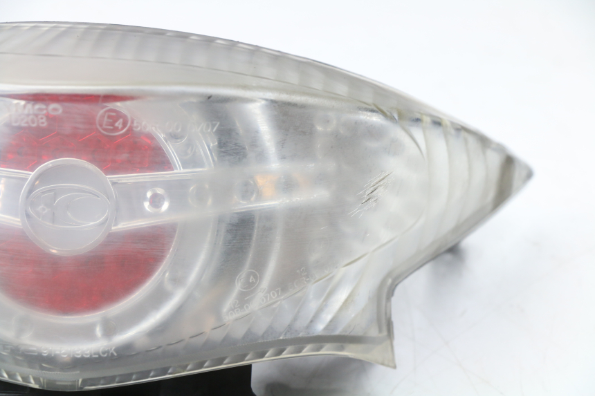 photo de LUZ TRASERA KYMCO PEOPLE S 125 (2000 - 2008) - Características distintivas