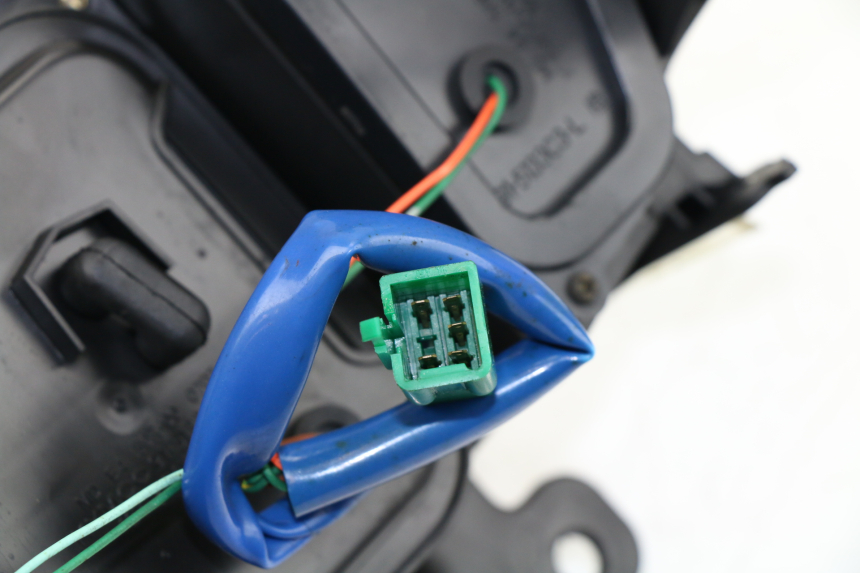 photo de LUZ TRASERA KYMCO PEOPLE S 125 (2000 - 2008) - Inspección visual detallada