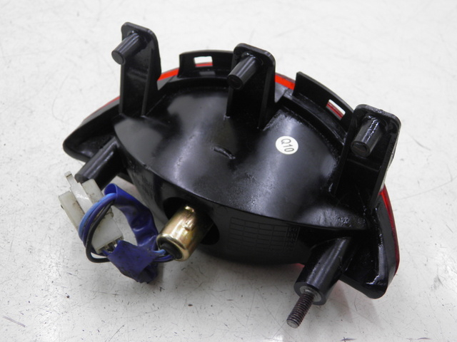 photo de LUZ TRASERA PGO LIGERO 50 (2006 - 2010) - Primer plano técnico