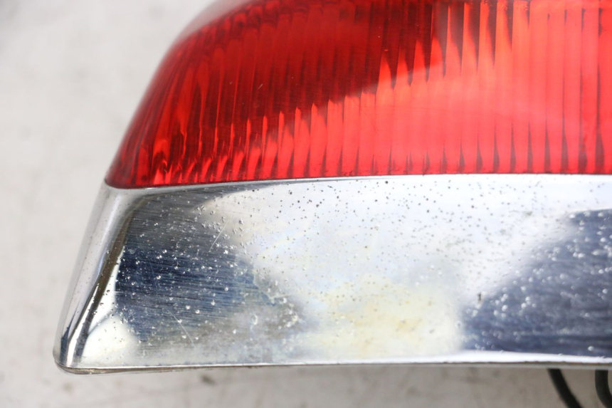 photo de LUZ TRASERA PIAGGIO VESPA LX 150 (2005 - 2013) - Vista general del producto