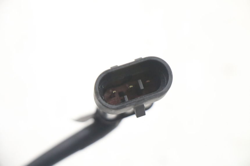 photo de LUZ TRASERA LIGIER PULSE 3 1 (2014 - 2020) - Estado de la superficie y material