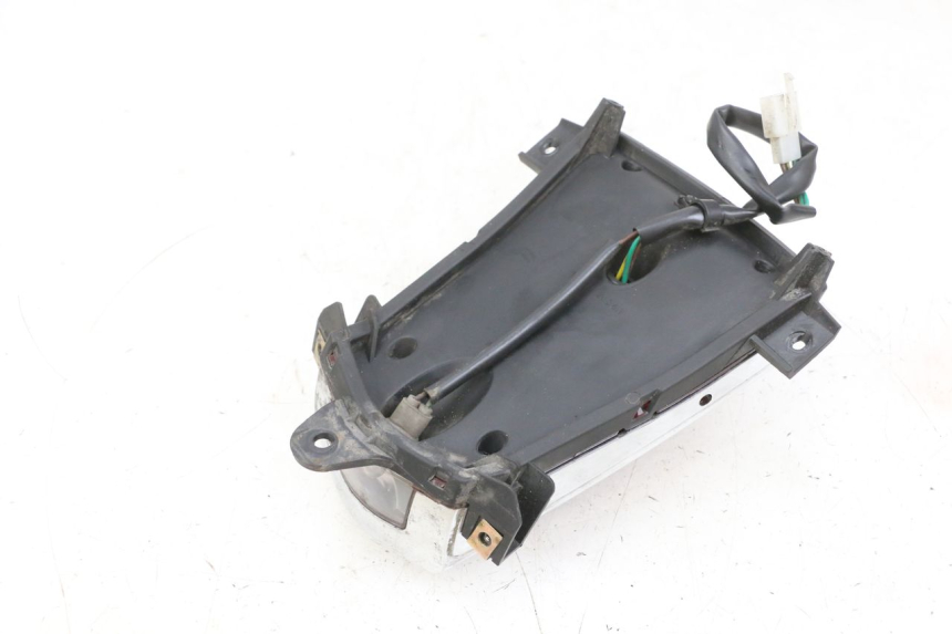 photo de LUZ TRASERA EFUN PUSA 1 - Primer plano técnico